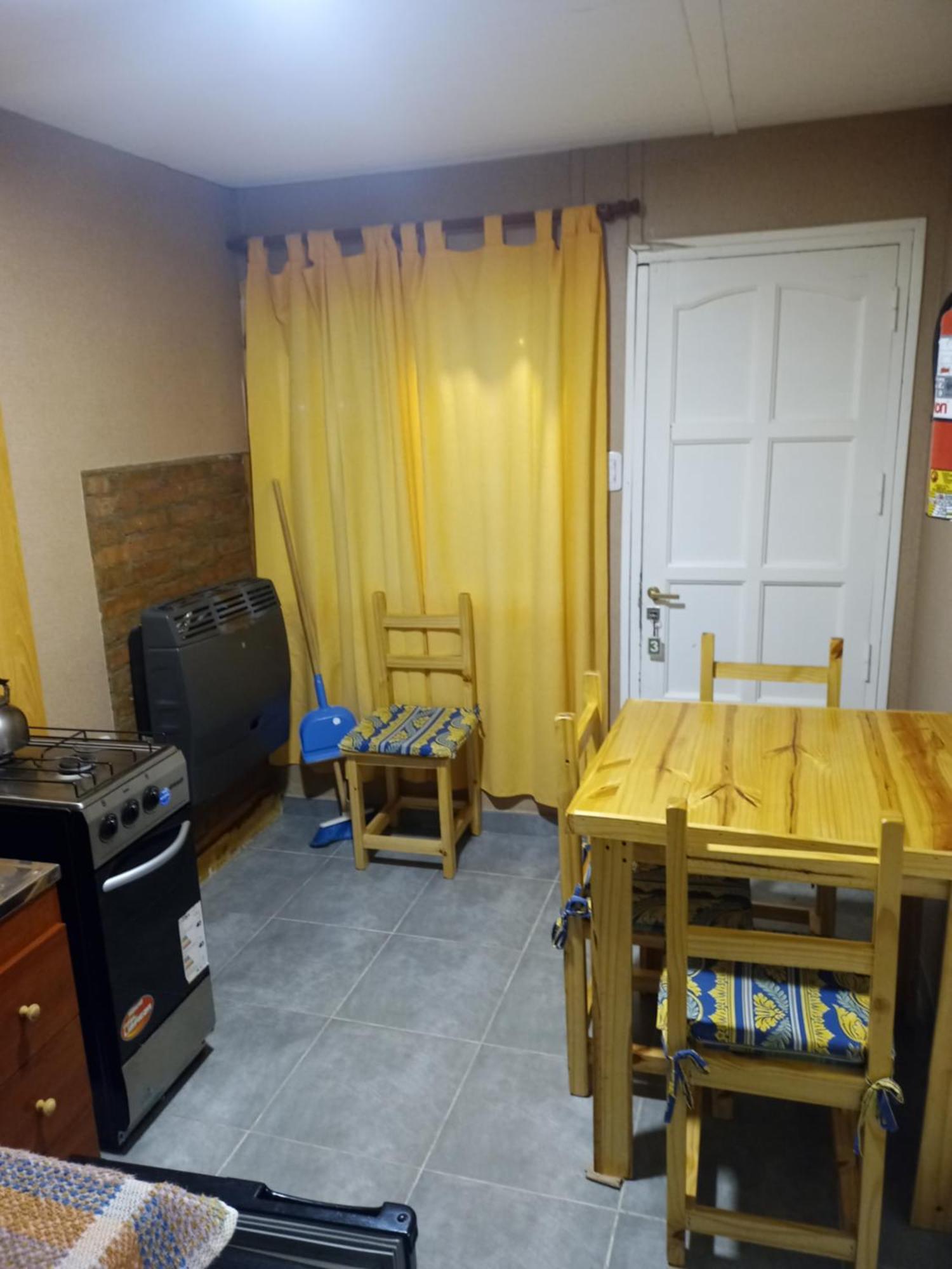 Hospedaje "San Andres" Gobernador Gregores Exterior foto